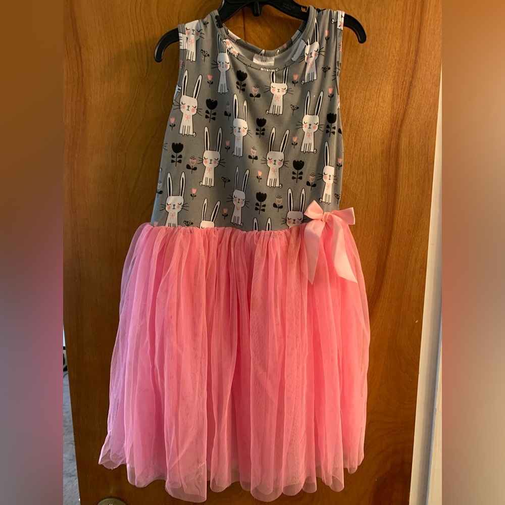 Girls Bunny dress. Size 6/6x.